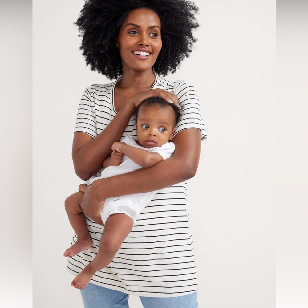 Hatch maternity nursing t shirt size 1